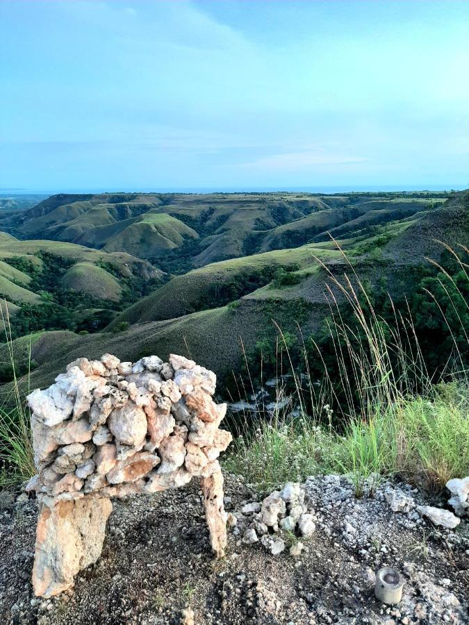 Hars Garden Sumba Hotel Waingapu Exterior foto